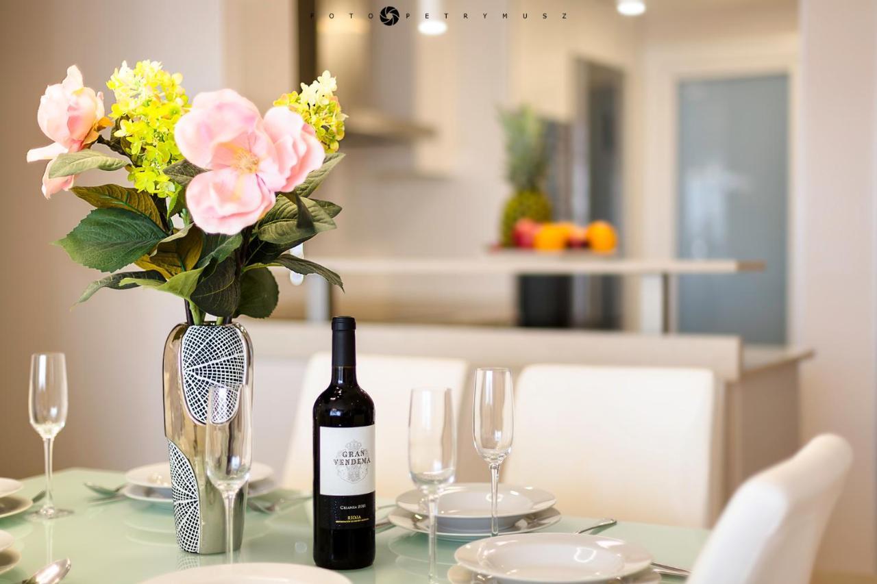 Sea Senses Skyline Torrevieja Apartment Bagian luar foto