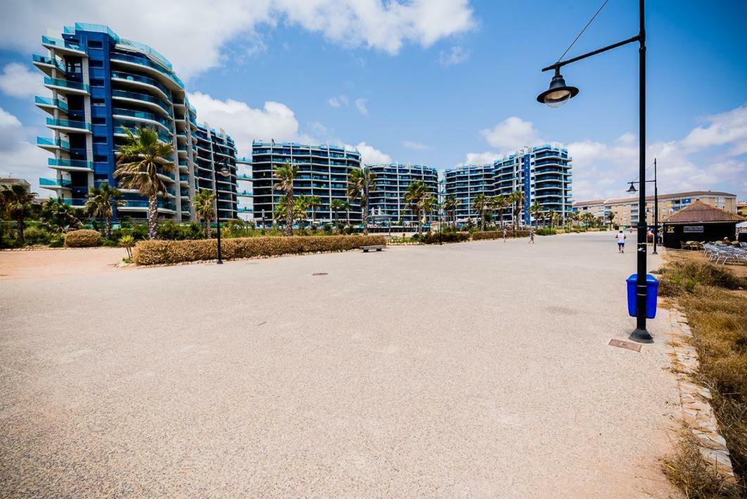 Sea Senses Skyline Torrevieja Apartment Bagian luar foto